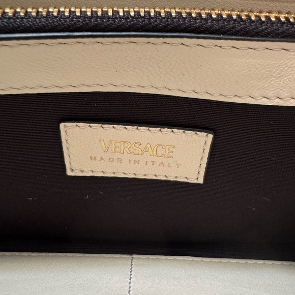 Versace zip around long wallet - Picture 5 of 5